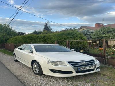 Używane Volkswagen Passat - 30 000 PLN, 297 000 km, 2010