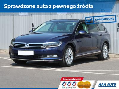 Używane Volkswagen Passat - 80 000 PLN, 107 570 km, 2017