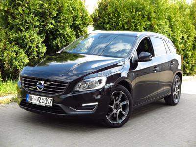 Używane Volvo V60 - 41 990 PLN, 228 000 km, 2015