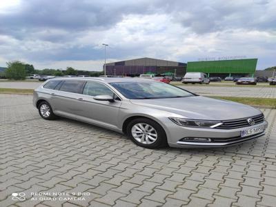 Używane Volkswagen Passat - 61 900 PLN, 156 127 km, 2017