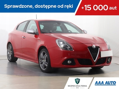 Alfa Romeo Giulietta Nuova II Hatchback 5d Facelifting 1.4 TB 16v Mair 170KM 2014