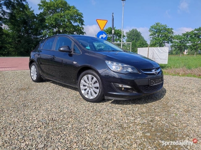 Astra J 1.4 T Lift z Niemiec