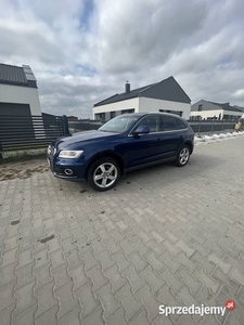 Audi Q5 2.0 Tdi 177 koni Quattro , S-tronic