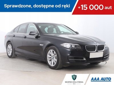 BMW Seria 5 F10-F11 Limuzyna Facelifting 520i 184KM 2015