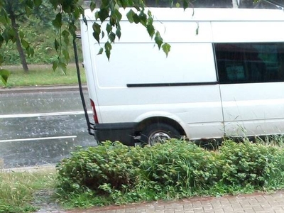 Ford Transit 2.2 110KM 2007 L2H2 6-osob. USZKODZONY SILNIK