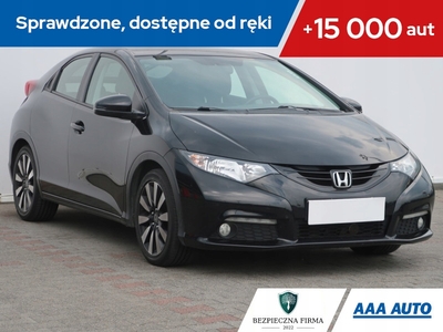 Honda Civic IX Hatchback 5d 1.8 i-VTEC 142KM 2014