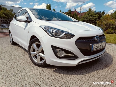 Hyundai i30 Coupe Mega Stan