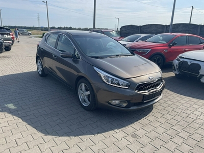 Kia Ceed I Hatchback 5d Facelifting 1.6 CRDi VGT 128KM 2013