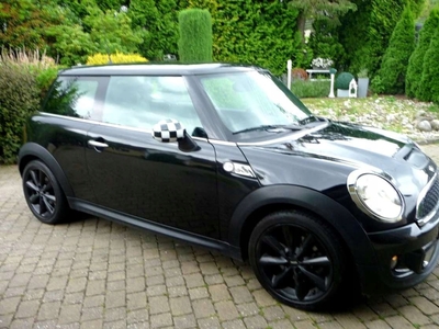 Mini Mini R56 Hatchback Facelifting 1.6 211KM 2011