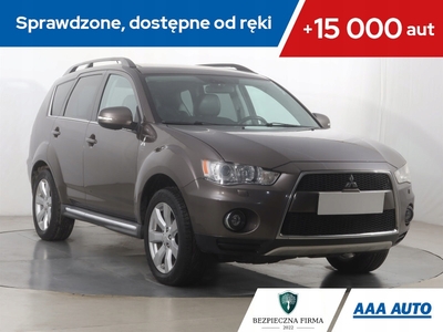 Mitsubishi Outlander II 2.2 MIVEC DID 177KM 2011