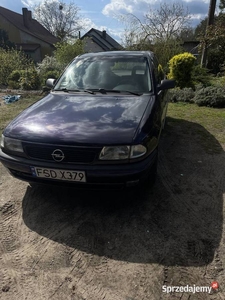 Opel astra F 1,4 benzyna 60 koni