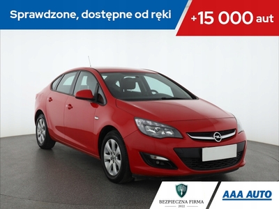 Opel Astra J Sedan 1.4 Turbo ECOTEC 140KM 2014