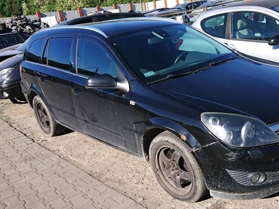 Opel Astra Station Wagon 1.9 CDTI 150KM