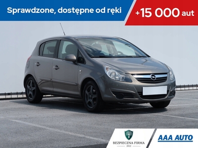 Opel Corsa D Hatchback 1.2 Twinport ECOTEC 70KM 2010