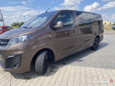 OPEL ZAFIRA LIFE 8 osobowy Vivaro