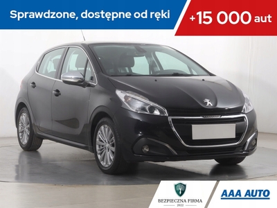 Peugeot 208 I Hatchback 5d Facelifting 1.2 PureTech 110KM 2015