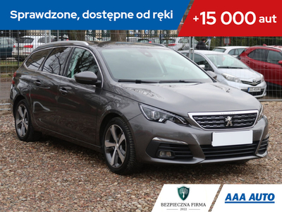 Peugeot 308 II SW Facelifting 1.2 PureTech 130KM 2018