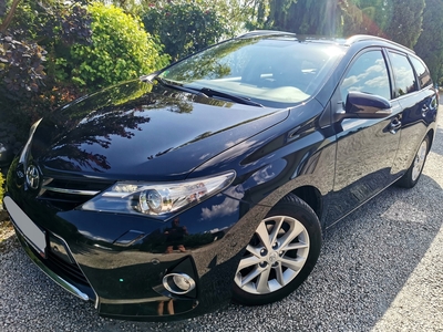 Toyota Auris II Touring Sports Valvematic 130 132KM 2014