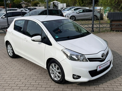 Toyota Yaris III Hatchback 5d 1.0 VVT-i 69KM 2012