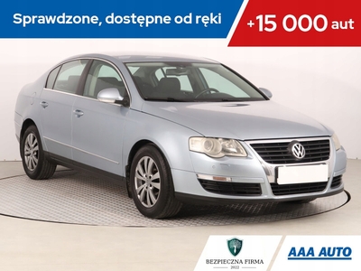 Volkswagen Passat B6 Sedan 2.0 TDI 140KM 2005