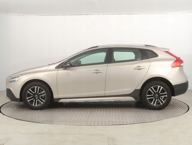 Volvo V40 II Hatchback Facelifting 2.0 D2 120KM 2017