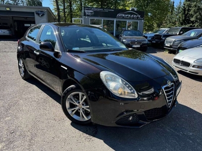 Alfa Romeo Giulietta Nuova II Hatchback 5d 1.6 JTD 16v 105KM 2010