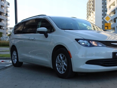 Chrysler Pacifica II 3.6 V6 291KM 2019