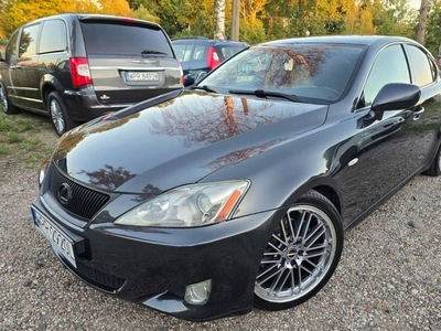 Lexus IS II Sedan 250 208KM 2006