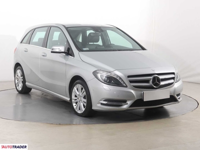 Mercedes B-klasa 1.6 154 KM 2013r. (Piaseczno)