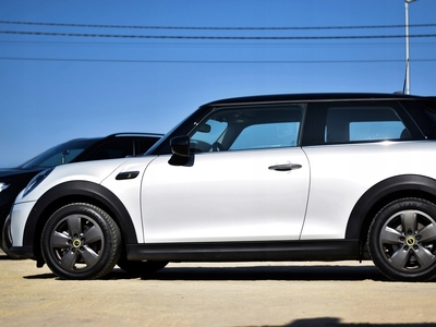 Mini Mini F56 Electric Facelifting 32.6kWh 184KM 2022