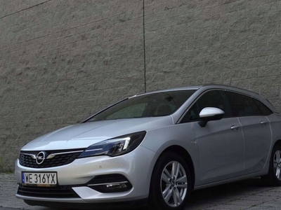 Opel Astra K Sportstourer Facelifting 1.5 Diesel 122KM 2020