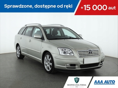 Toyota Avensis II Kombi 2.0 VVT-i 147KM 2004