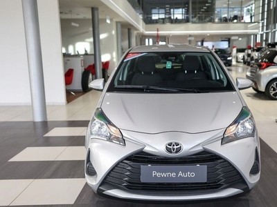 Toyota Yaris III Hatchback 5d Facelifting 2017 1.0 VVT-i 72KM 2019