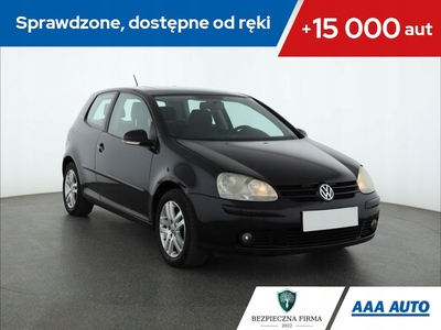 Volkswagen Golf V Hatchback 1.4 i 16V 75KM 2006