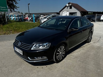 Volkswagen Passat B7 Limousine 1.8 TSI 160KM 2012