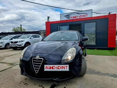 Alfa Romeo Giulietta Nuova II Hatchback 5d 1.4 TB 16v 120KM 2011