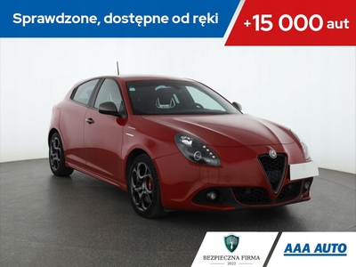 Alfa Romeo Giulietta Nuova II Hatchback 5d Facelifting 2016 1750 TBi 240KM 2017