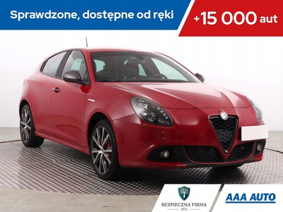 Alfa Romeo Giulietta Nuova II Hatchback 5d Facelifting 2016 2.0 JTDM-2 150KM 2017