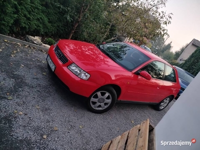 Audi A3 1.6 benzyna sprzedam na części lub w calosci