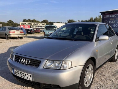 Audi A3 8L Hatchback 1.6 i 101KM 1999