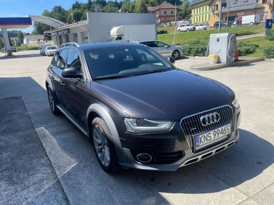 Audi A4 B8 Avant Facelifting 2.0 TDI 177KM 2013