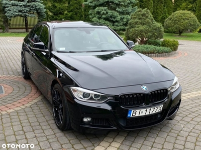 BMW Seria 3 328i Touring Sport Line