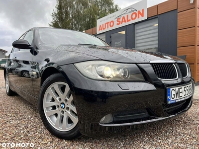 BMW Seria 3 E90-91-92-93 Limuzyna E90 318i 143KM 2007