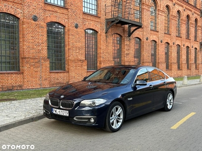 BMW Seria 5 520d Luxury Line