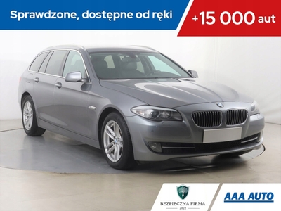 BMW Seria 5 F10-F11 Touring 520d 184KM 2013