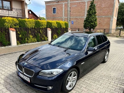 BMW Seria 5 F10-F11 Touring Facelifting 530d 258KM 2013