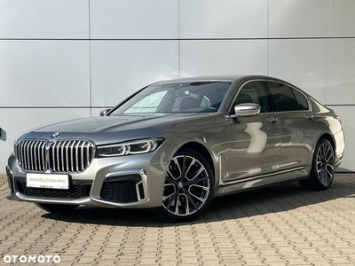 BMW Seria 7 740d xDrive sport