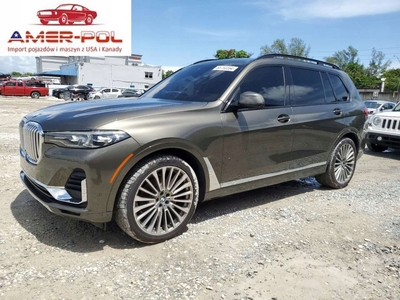 BMW X7 2022