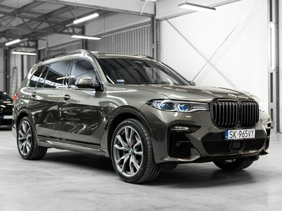 BMW X7 SUV M 4.0 M50i 530KM 2021