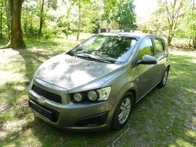 Chevrolet Aveo T250 Sedan 1.4 DOHC 101KM 2011